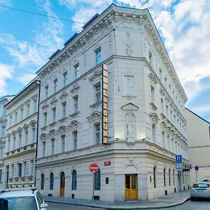 Отель Koruna Прага